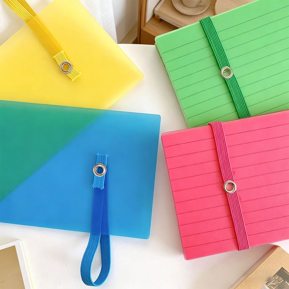 Ruled Flash Cards on a Metal Ring, 4.96 x 2.99 Inch Yellow Note Cards with Plastic Cover - Image 4